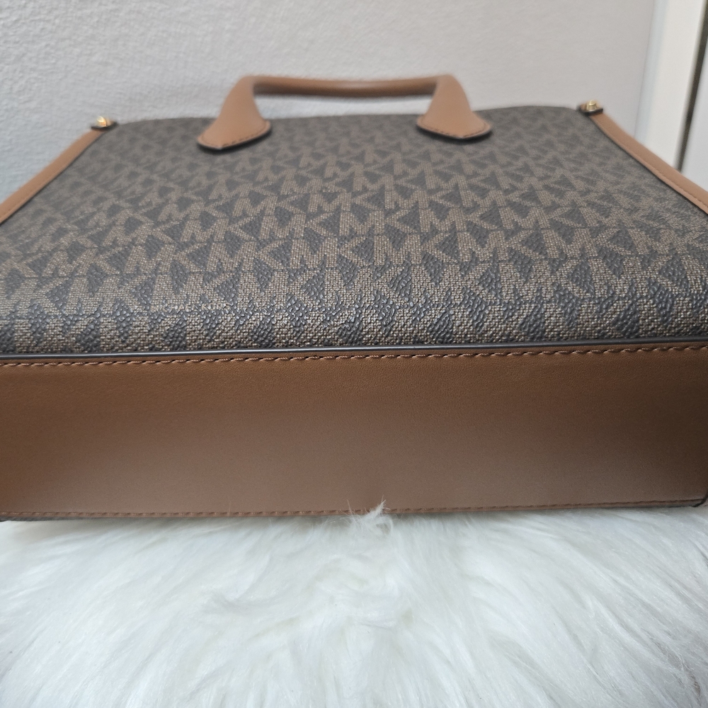 Michael Kors Mirella Sm Logo Brown Crossbody Bag New Ret $448 - Picture 8 of 11